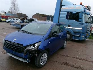 Schade scooter Peugeot 108 1.0 Allure 5 Drs 2020/4