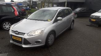 Avarii scootere Ford Focus  2014/1