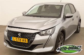 Unfall Kfz Roller Peugeot e-208 EV Active 50kwh 2021/4