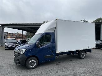krockskadad bil aanhanger Renault Master Koffer 3.5 t Navigation 2019/12