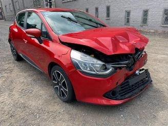 Schade oplegger Renault Clio EXPRESSION 2014/4